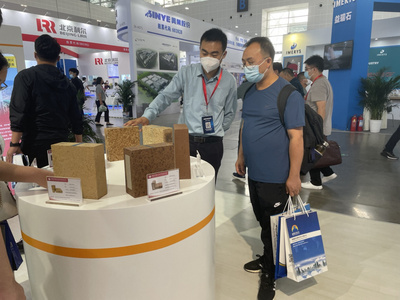 現(xiàn)場客戶咨詢3